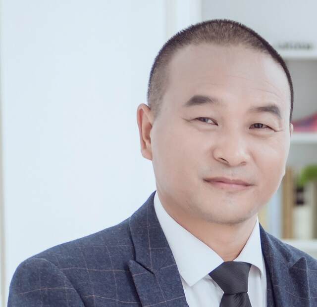 狄    明    平-Mingping (Max) Di